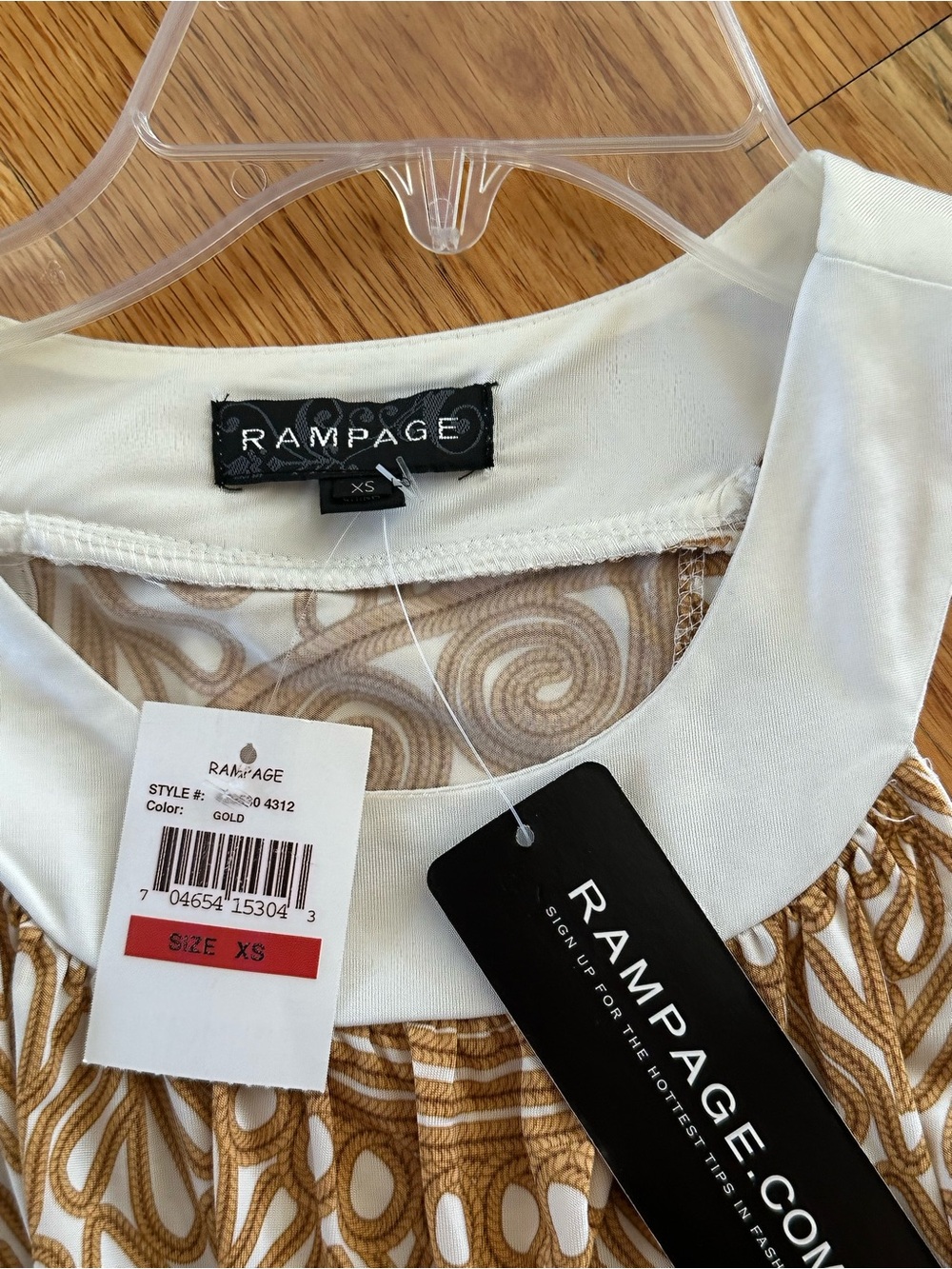 NWT Rampage White and Gold Sleeveless Patterned Dress - Picture 3 of 3